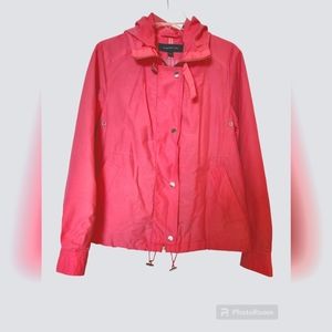 JONES NEW YORK Size Medium rain jacket with hood.